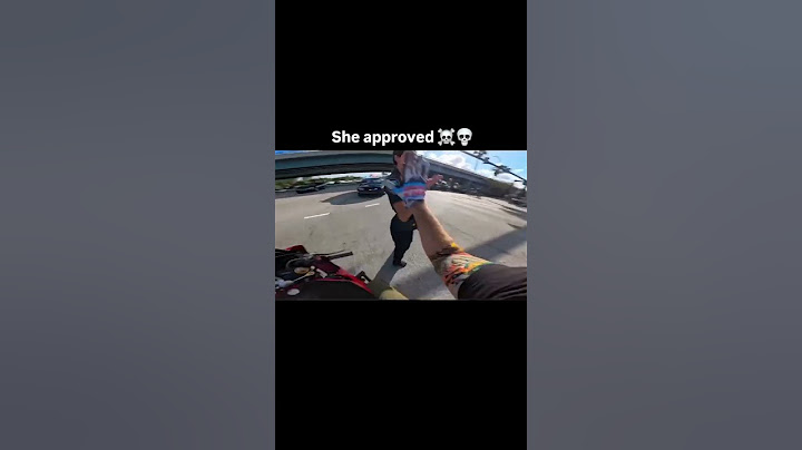 🚴🔥 Biker High-Fives Cop Girl & It’s Pure Vibes! 👮‍♀️💯💀