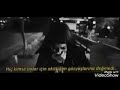 آروم آروم چشام و روی هم میزارم