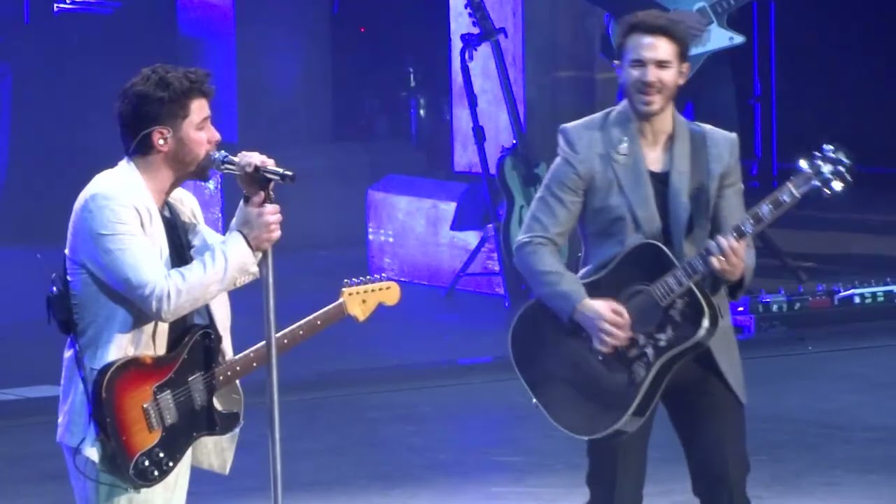 Jonas Brothers - Backwards - December 20, 2025