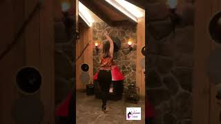 رقص شاد دختر ایرانی با آهنگ محمد علیزاده
