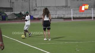 Mumbai | Disha Patani, Tiger Shroff & Arjun Kapoor Playing Football Match