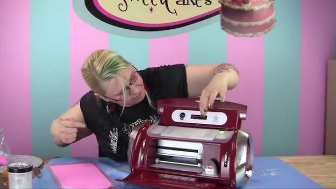 Cricut Cake Machine Mini-Red