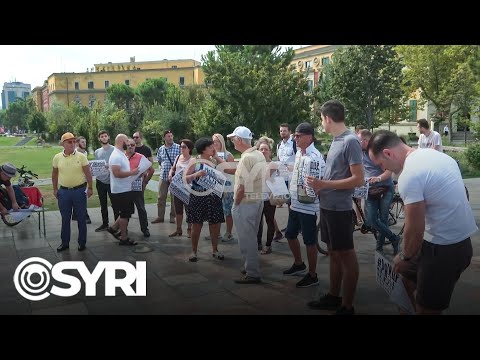 Video: Pse Punonjësit E Një Shtypshkronje Në Grevë Në Francë?