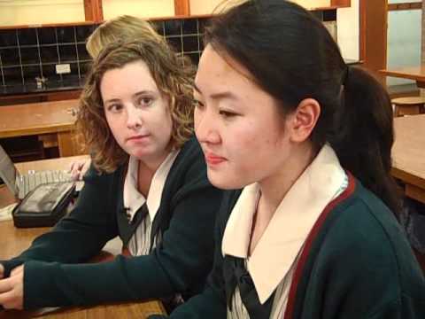 Redesigning the learning experience in Biology through the use of HP Tablet Computers