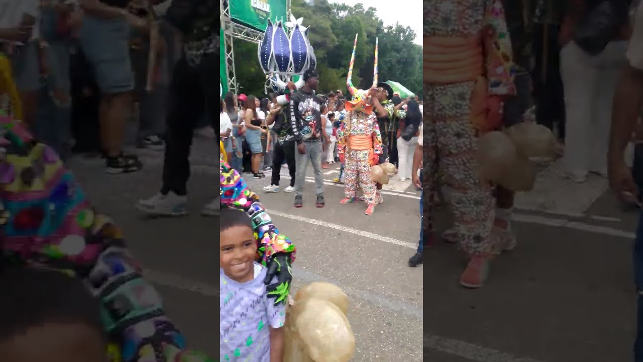 LECHONES SANTIAGUEROS CARNAVAL 2026, PARTES DE LAS COMPARSAS QUE PARTICIPARON LA TARDE DOMINGO 22 