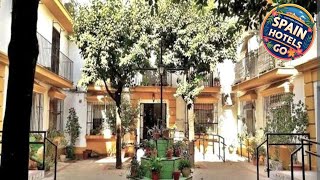 Roberta's Guest House | Seville, Spain | Hotel Review ⭐