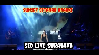 (Superman is dead)SID Feat Putri - Sunset Di Tanah Anarki live Surabaya