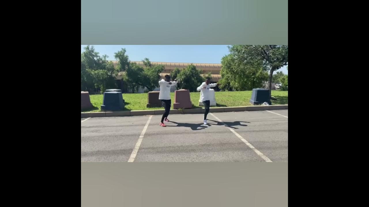 Bayekele ft.Mphow69 & Mkeyz......Dj Melzi