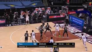 NBA: Ben Simmons airballs a 3