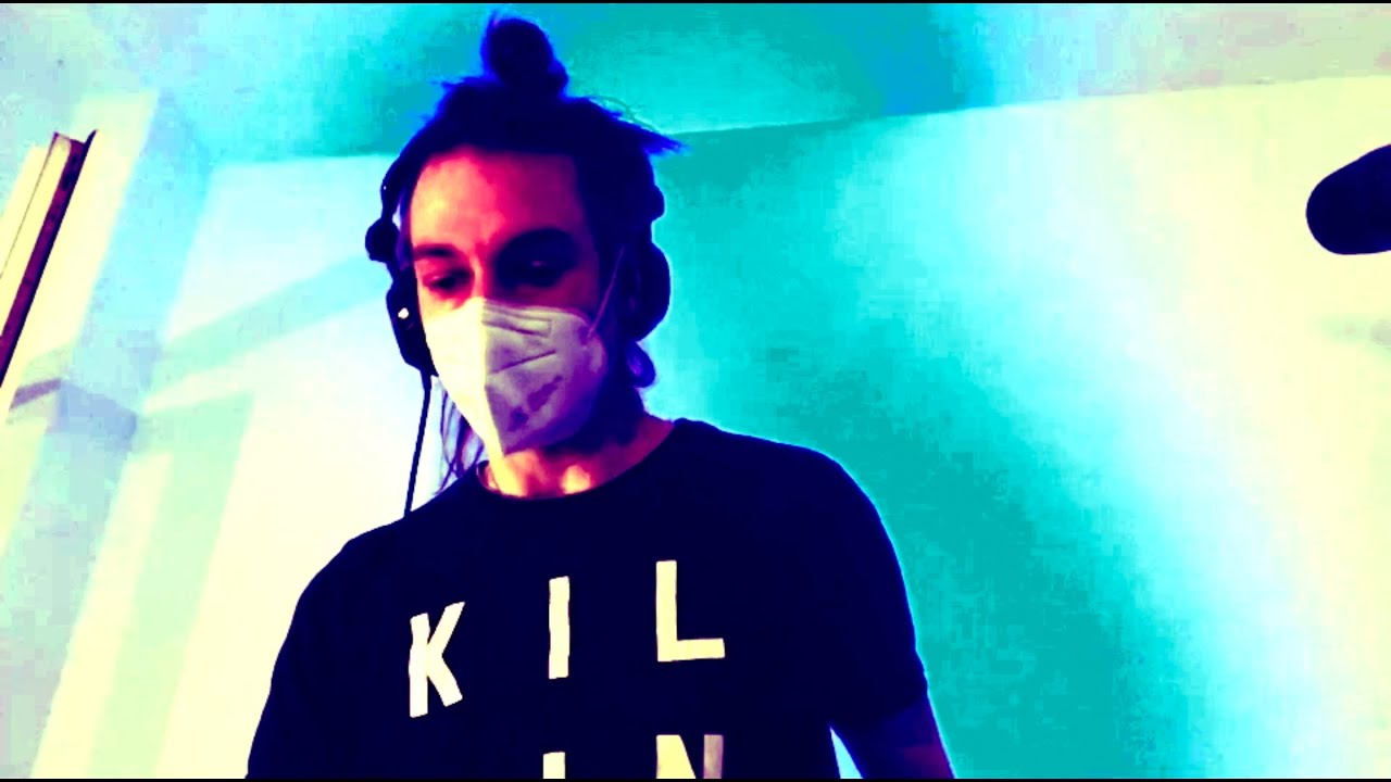 Watch ULSEN Showcase DJ Set (live on Twitch) on YouTube Watch ULSEN Showcase DJ Set (live on Twitch) on YouTube