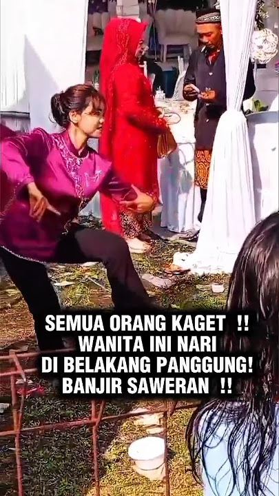 Moment Warga Kaget Saat Wanita Ini Nari Jaipong Belakang Panggung #shorts #trendingshorts #short