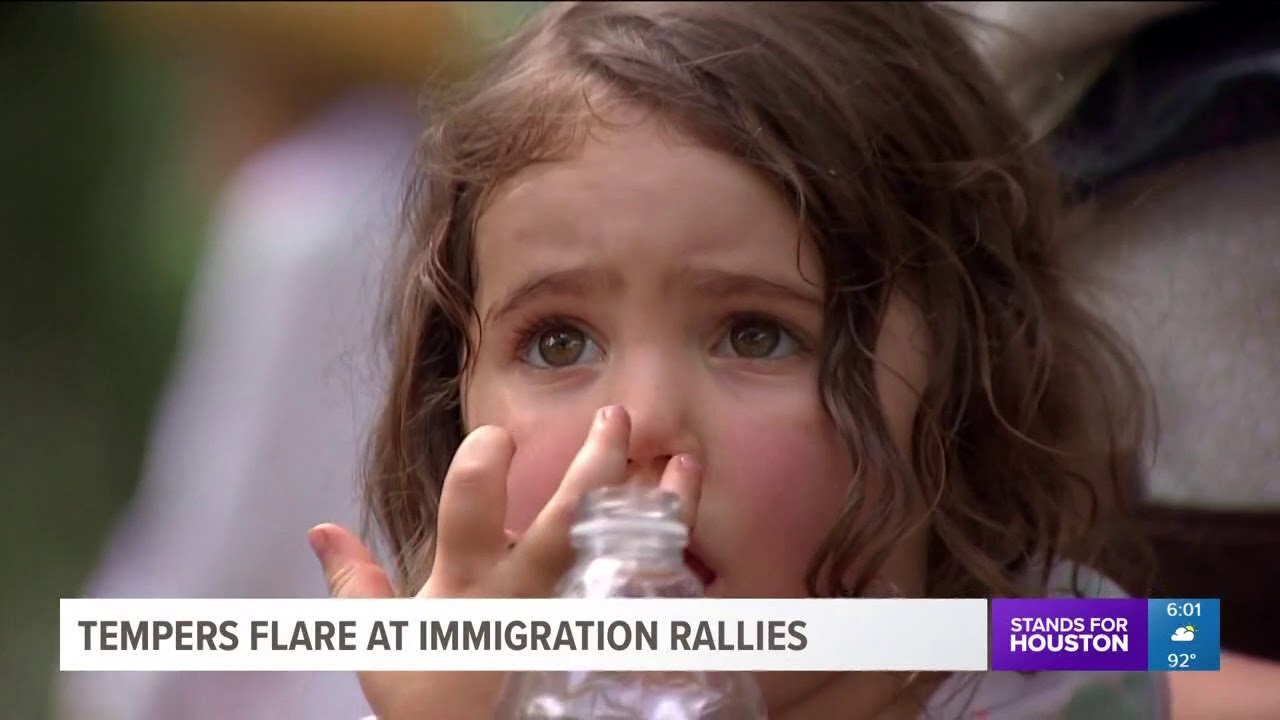 Hundreds pack downtown Houston to protest for immigrant families