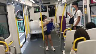 輕鐵第五期(1135/1213)751列車 - 安定至屯門+在屯門1號月台駛離