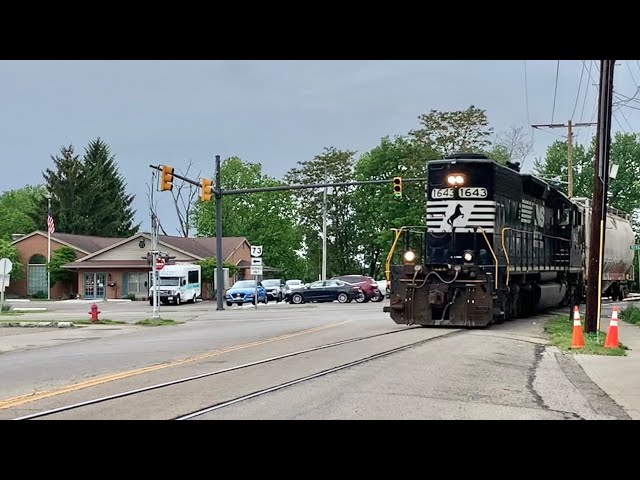 Street Running Train Runs Red Light!   Norfolk Southern Street Runner In Ohio u0026 Crossing RR Trestle class=