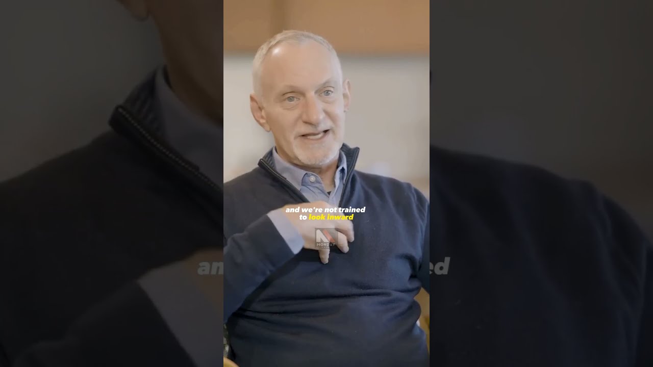 Robert Waldinger On STRUGGLE To Find Happiness In Life Shorts Motivation Success Foryou