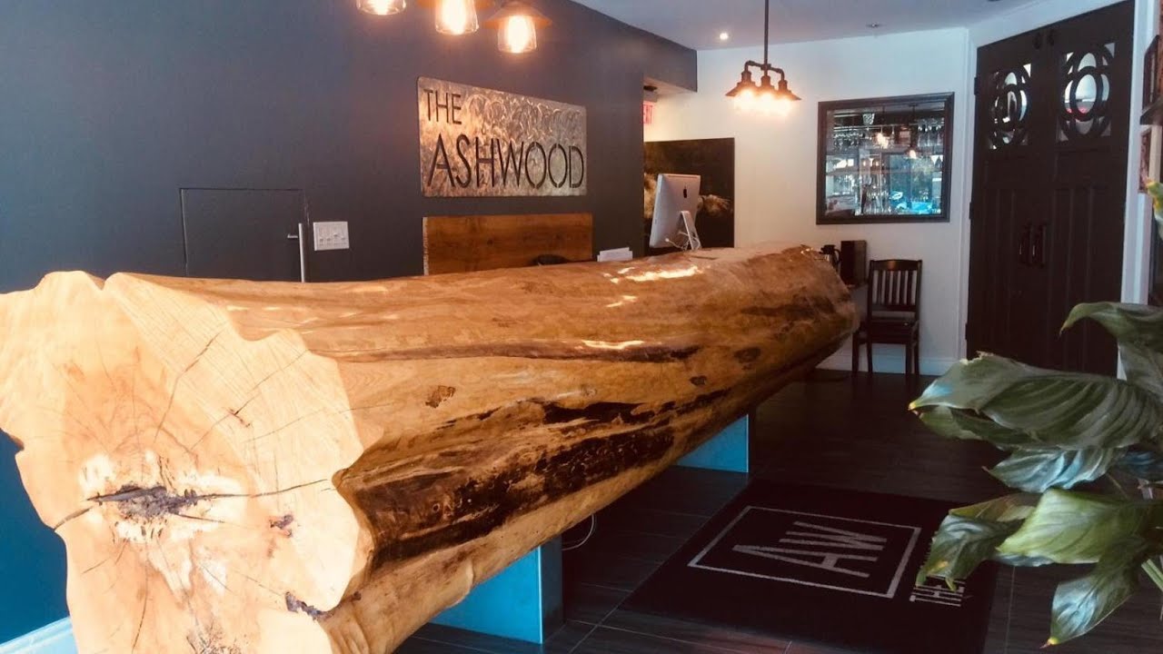 THE ASHWOOD INN, Bayfield, Canada | Best Travel Plan