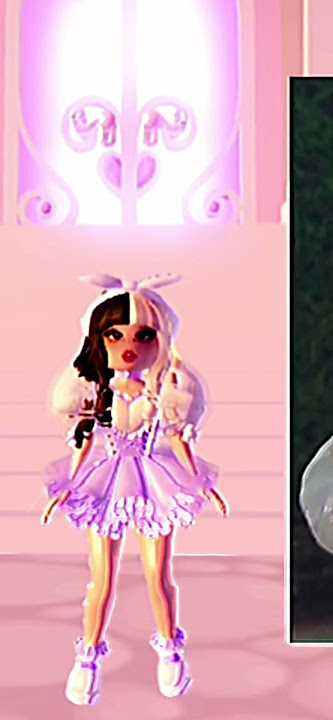 Melanie Martinez - The Principal - Royale High outfit recreation