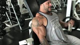THE BIGGEST BODYBUILDER IN BRAZIL BRUNO MORAES-MOTIVATION!! EL CULTURISTA MAS GRANDE DE BRAZIL!!