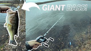 I WENT for a SWIM and CAUGHT my BIGGEST BASS! - Fish ON |