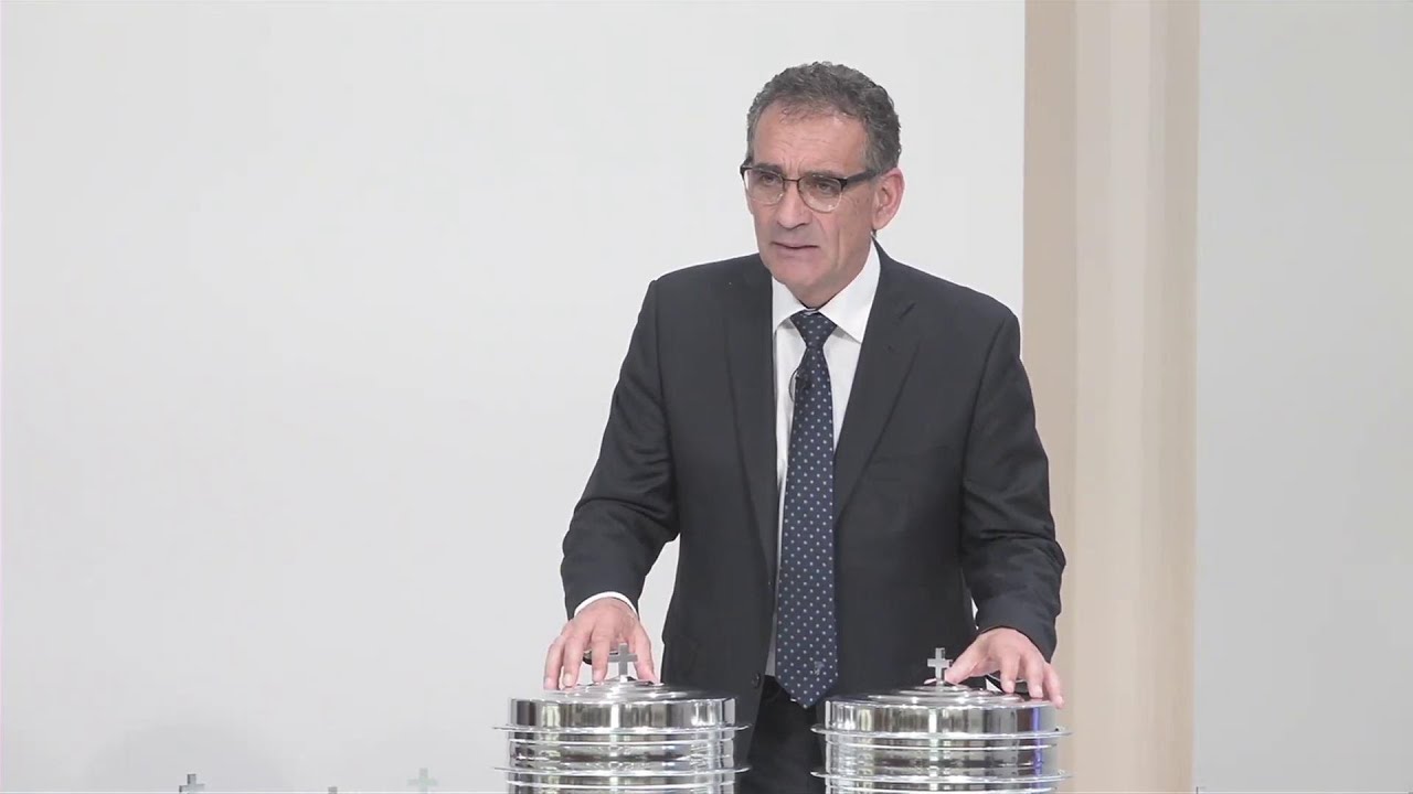 Valentin Dănăiață - Prăznuiește, ca să pleci
