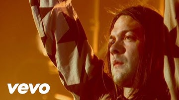 Kasabian - Underdog (New Video)