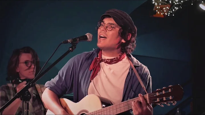 Terry Russell - My Reality (Folk & Friends Live)