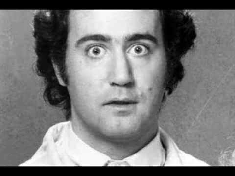 Video: Andy Kaufman Neto vrednost: Wiki, poročen, družina, poroka, plača, bratje in sestre