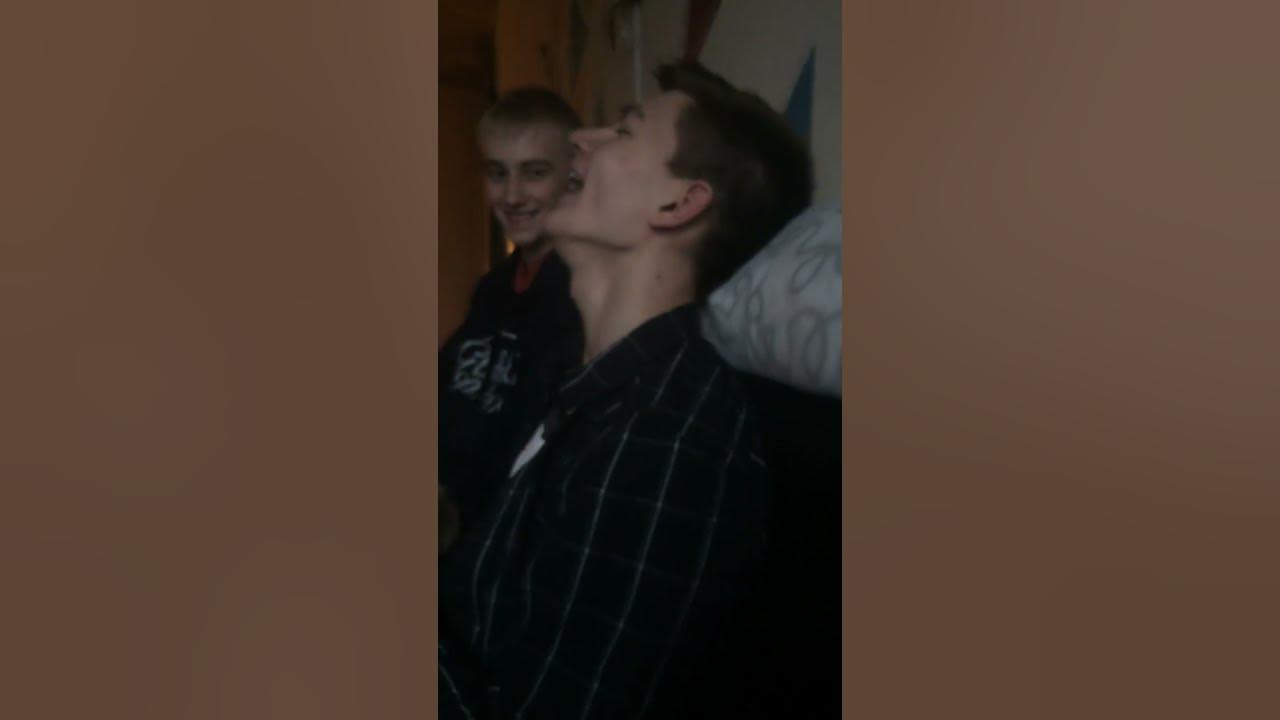 Эффект от веселящего газа - YouTube