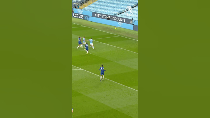 Would you go for goal? Aguero wasn’t happy!
