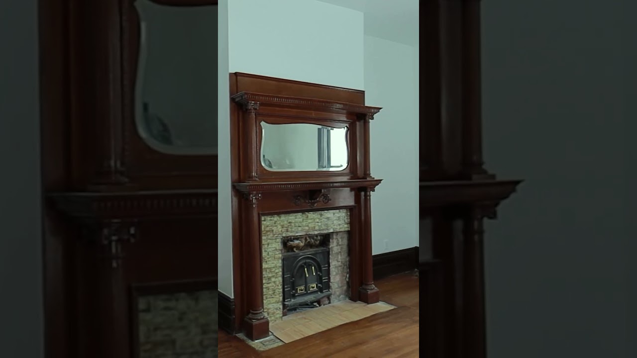 🏡 Discover the serenity of 1 Sturgeon Bay Road, Coldwater, now available at $899,000! 