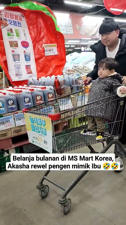 Belanja di MS Mart Korea, Akasha rewel 🤣 #shortshorts #southkorea #fyp #fypシ #belanjabulanan #korean
