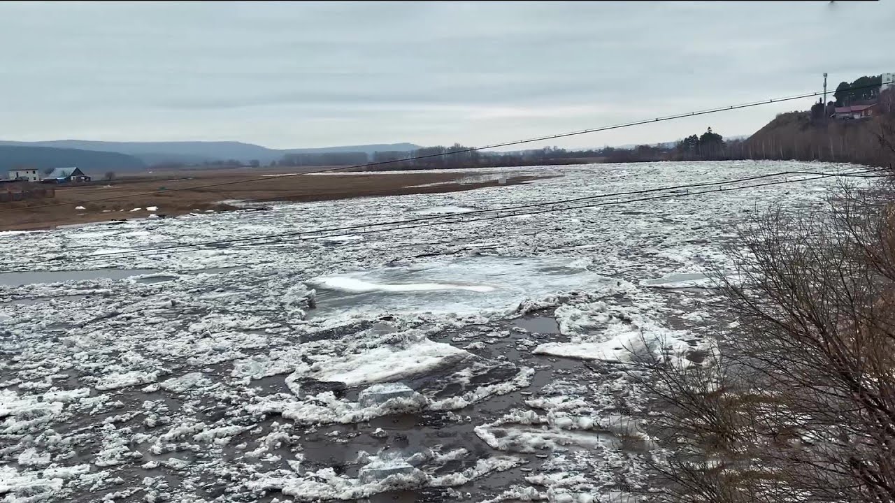 Лед тронулся на реке