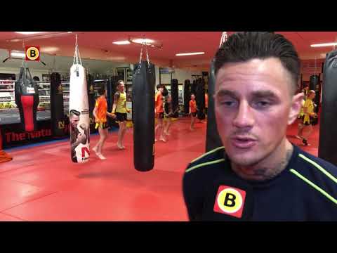 Nieky Holzken bereidt zich voor op nieuw gevecht in Singapore en wil snel voor wereldtitel gaan