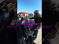 Biker versucht LKW zu helfen, doch Autofahrer dreht komplett durch 😨Videocredits:@therealerickmunoz