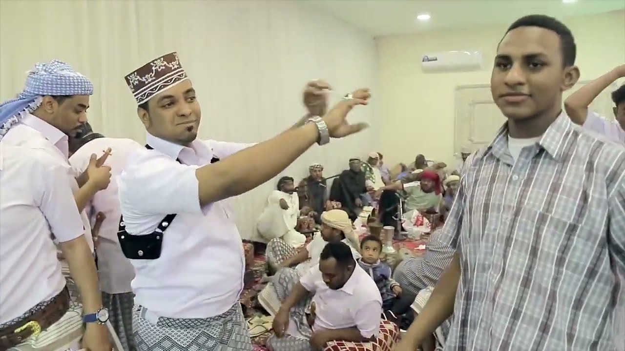 عبده بهمه العيون السود