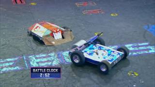 Yeti vs Lucky   BattleBots ( LA MEJOR PELEA DE BOTS DEL 2016 EL ORIGEN DE LA NUEVA PELEA)