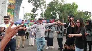 CINTA ITU SUCI - Titut Edi Purwanto