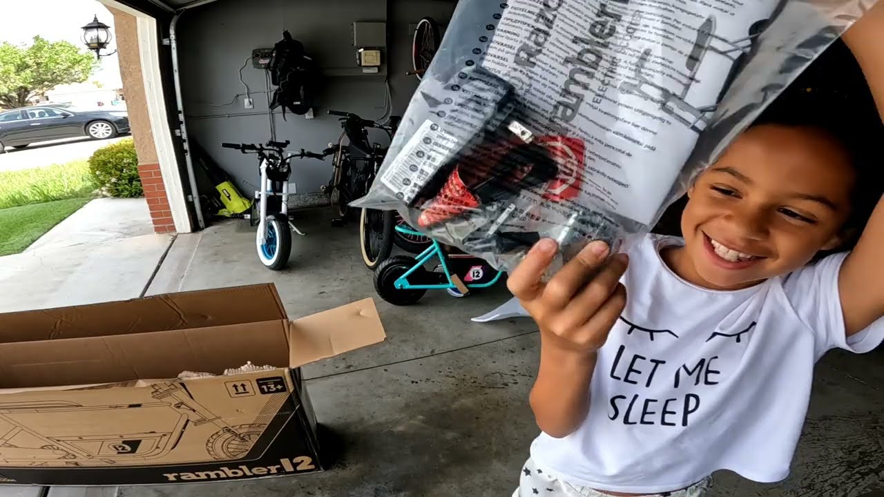 RAZOR RAMBLER 12 SCOOTER 24 VOLT UNBOXING