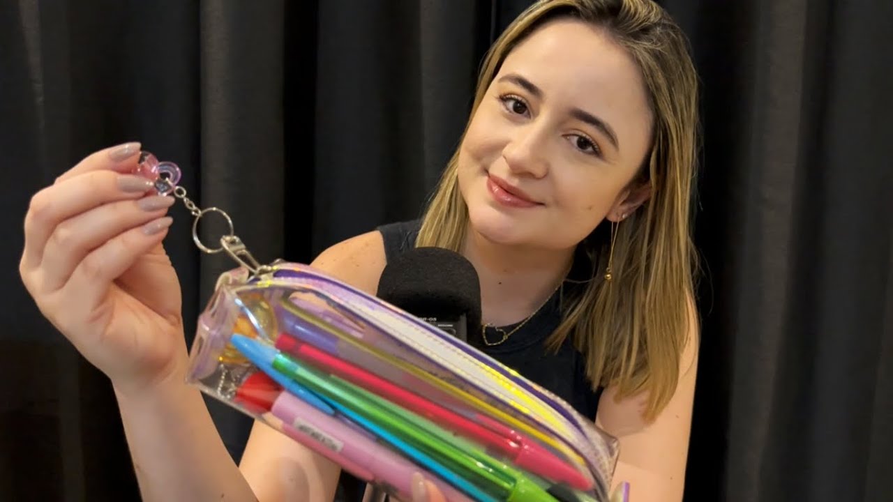 ASMR: INAUDÍVEL MOSTRANDO O QUE TEM NO MEU ESTOJO