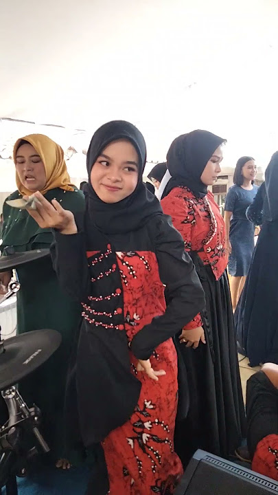 RUNTAH, JOGET ALA ALISA GASENTRA PAJAMPANGAN