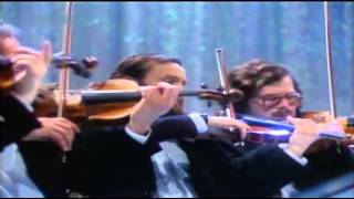 Video voorbeeld van "Orchester Anthony Ventura - Yesterday 1982"