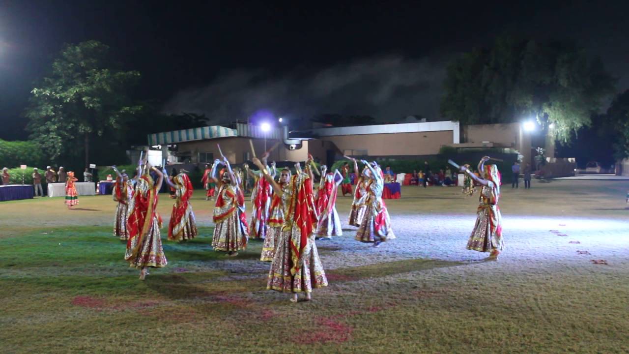 Best Garba Performance (Girls) | Navaratri Group Dance | Prakash Chauhan