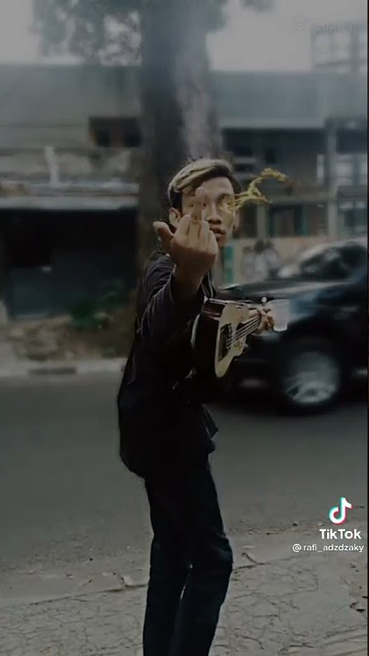 ciee ganteng ganteng beban orang tua!!!