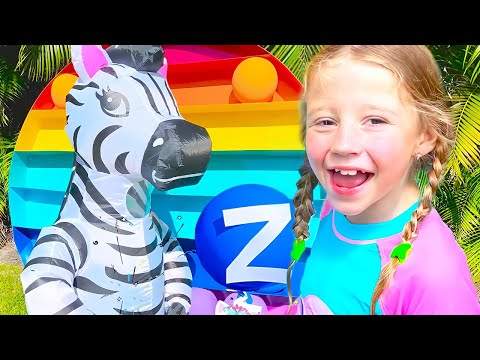 Nastya et Eva apprennent l'alphabet d'été