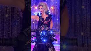 RuPaul's Drag Race All Stars 2 'Ruveal Runway': Alyssa Edwards #shorts