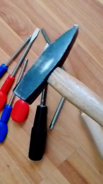 Как забить гвоздь ударный инструмент Молоток для забивания гвоздей ...