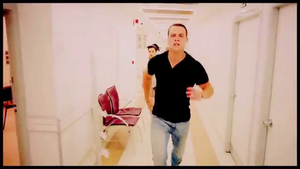 ►Demet Özdemir + Kerem Bursin AU