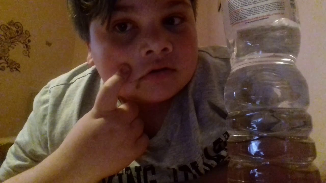 Il mio cane mi lecca in faccia😂😂 YouTube