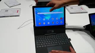 MediaPad M5にキーボードカバーを装着しPC Modeが起動する様子