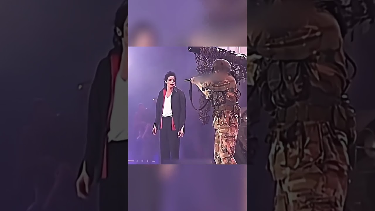 Micheal Jackson trying not to laugh 😭